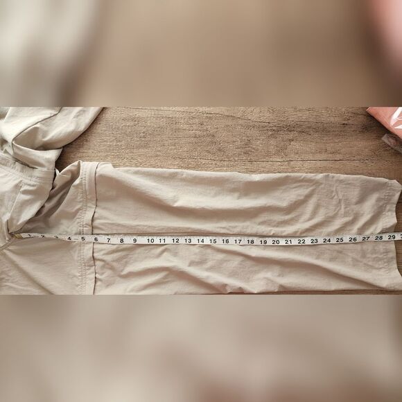 L.L.Bean 100% Nylon Ripstop Beige Convertible Hiking Pants Women's 12R - Picture 6 of 6